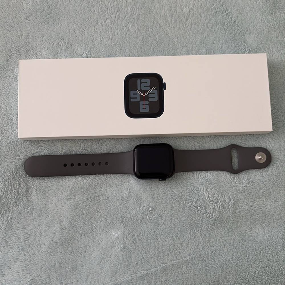 Apple Watch SE Midnight 40 mm GPS 2nd Generation
